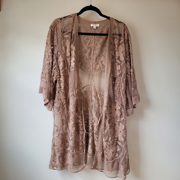 UMGEE Oh Sweet Lace! Mocha Floral Lace Open Front Kimono with Waist Tie - Picture 3 of 10